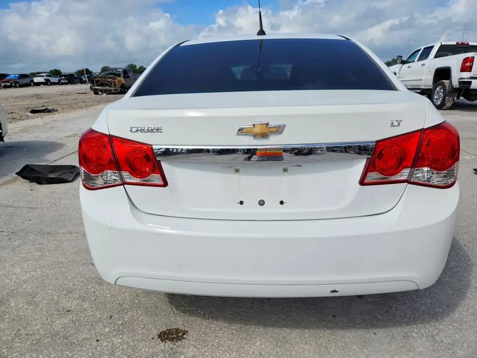2014 CHEVROLET CRUZE LT  