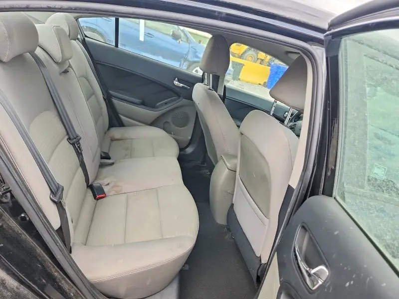 2015 KIA FORTE LX  