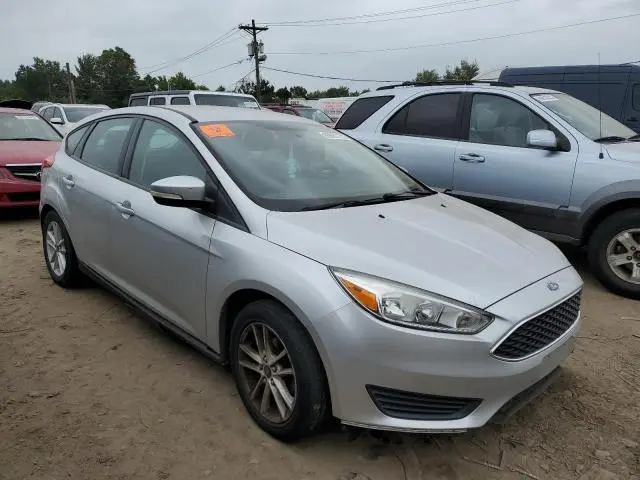 2015 FORD FOCUS SE