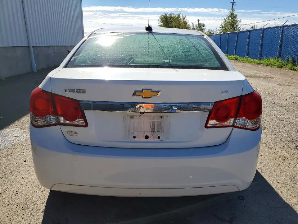 2015 CHEVROLET CRUZE LT  