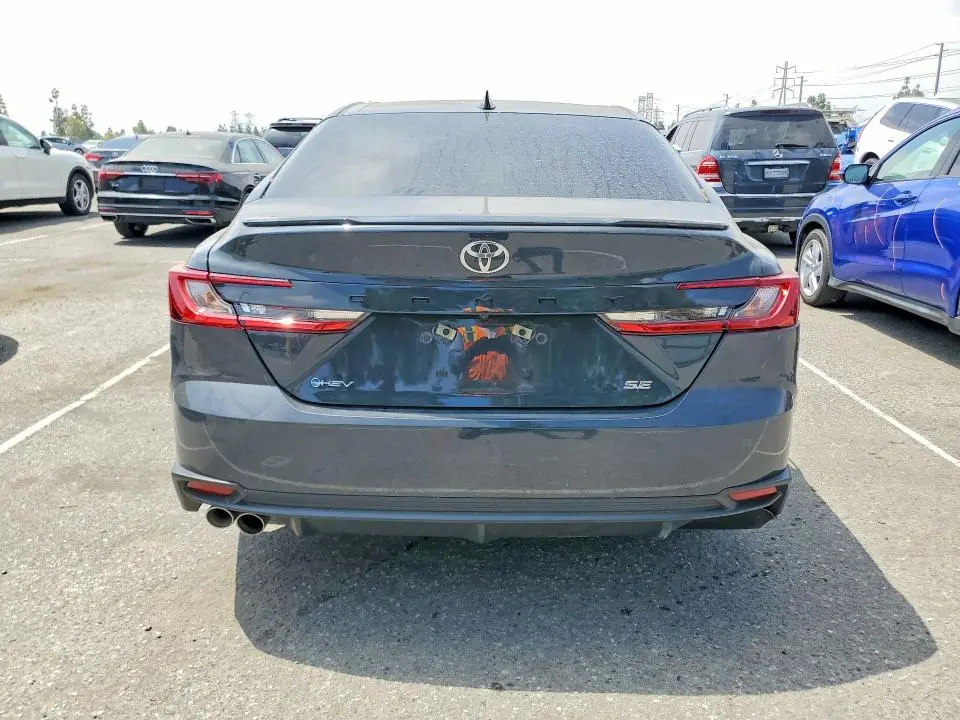 2026 TOYOTA CAMRY SE  