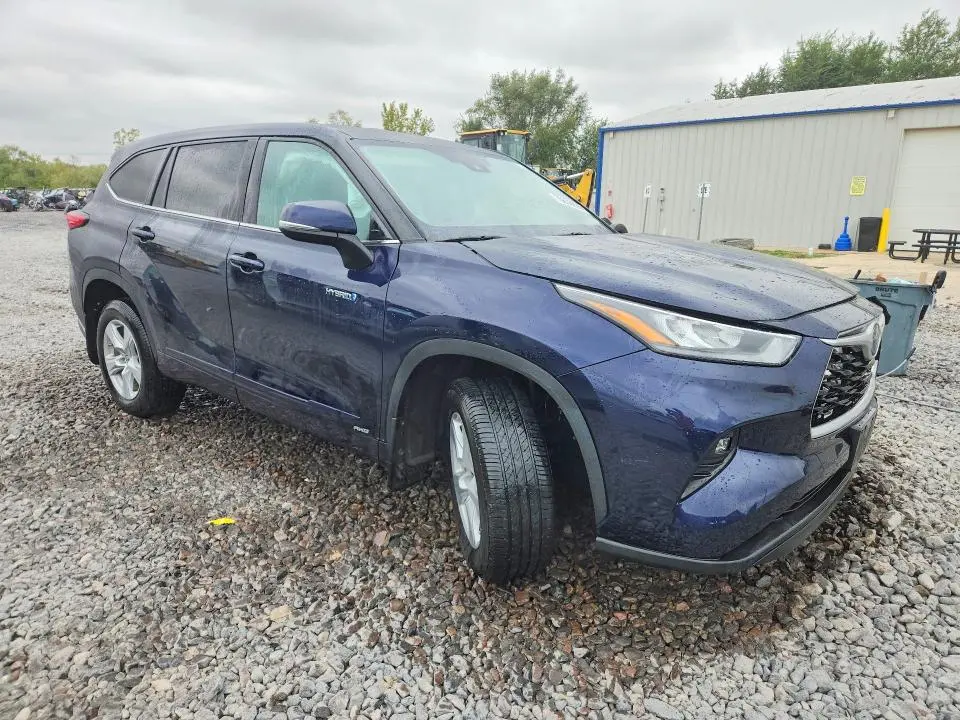 2020 TOYOTA HIGHLANDER HYBRID LE  