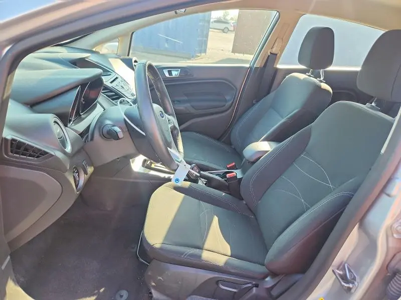 2016 FORD FIESTA SE  