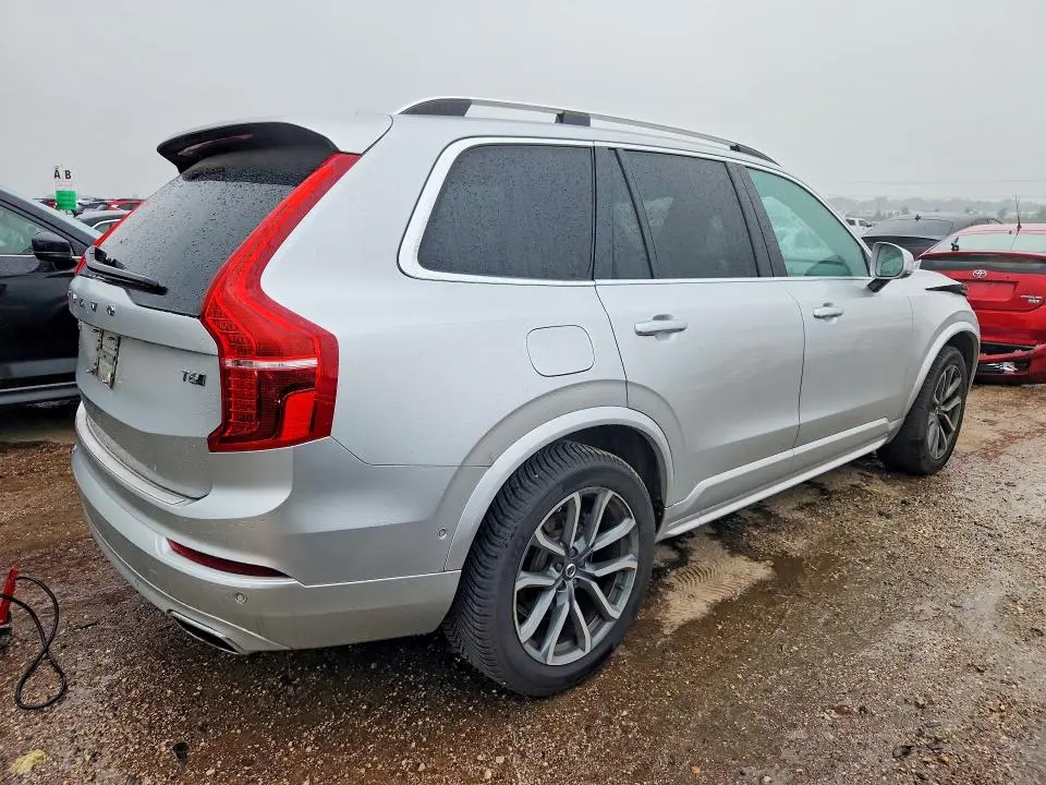 2019 VOLVO XC90 T6 MOMENTUM  