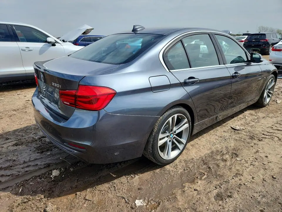 2018 BMW 330 XI  