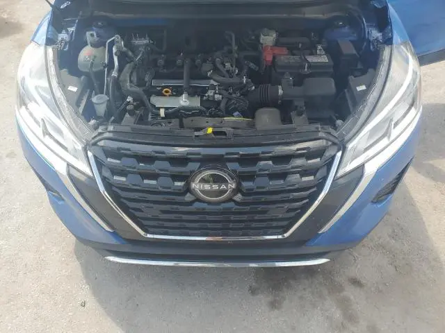 2023 NISSAN KICKS SV  