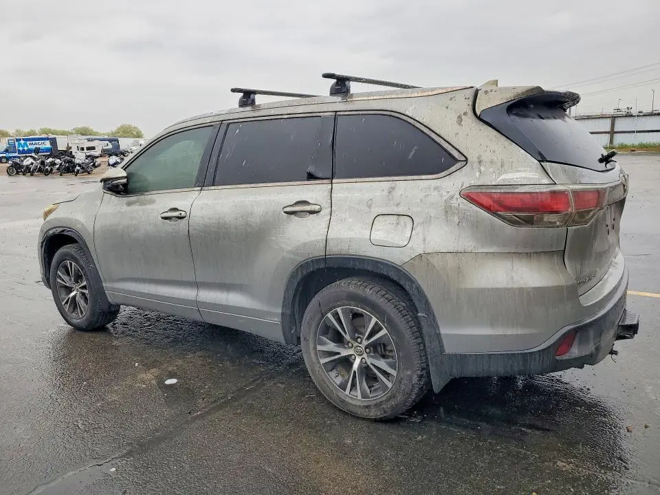 2016 TOYOTA HIGHLANDER XLE  
