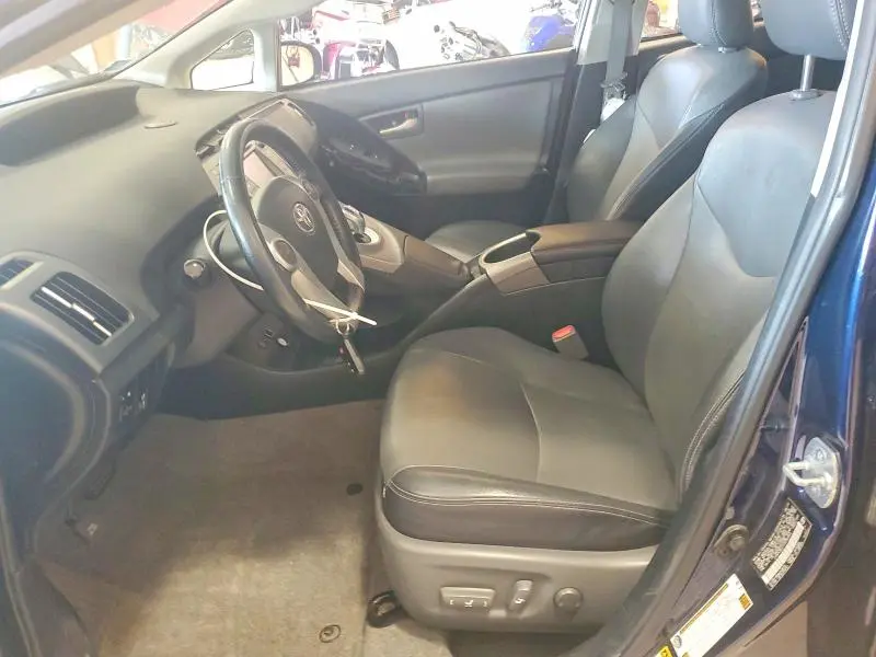 2015 TOYOTA PRIUS FOUR  