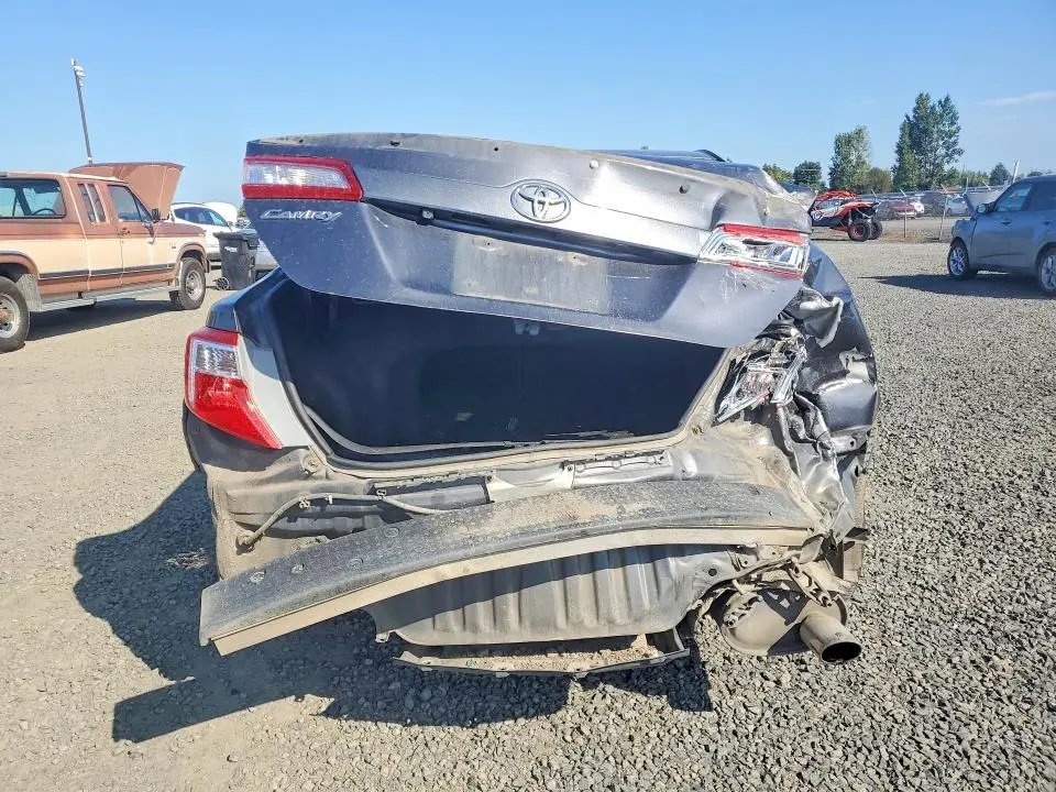 2012 TOYOTA CAMRY SE  