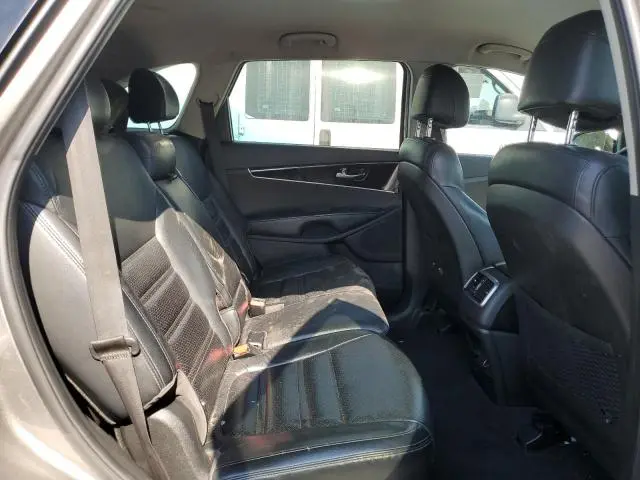 2017 KIA SORENTO LX  