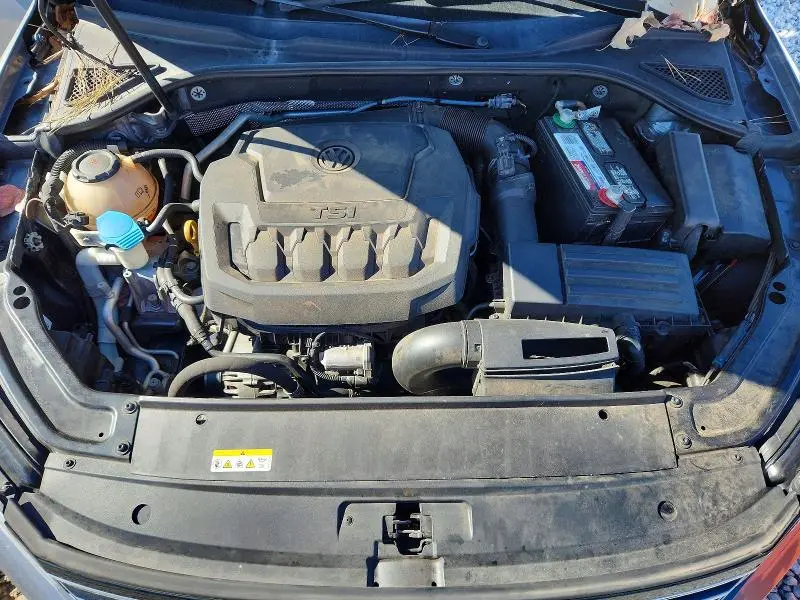 2018 VOLKSWAGEN PASSAT SE  