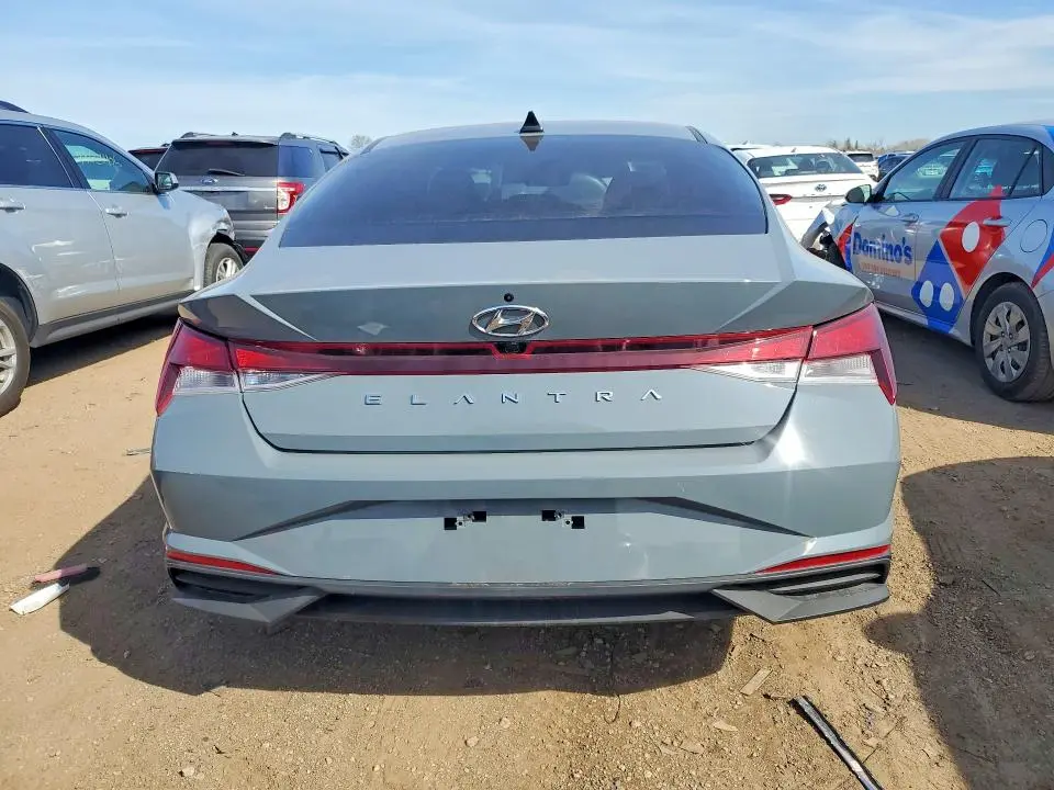 2021 HYUNDAI ELANTRA SEL  