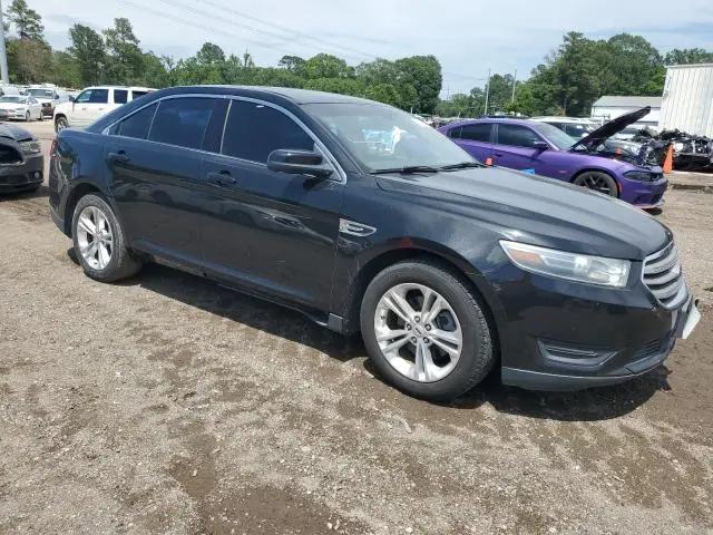 2015 FORD TAURUS SEL  