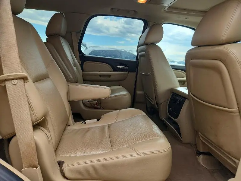 2011 GMC YUKON DENALI  