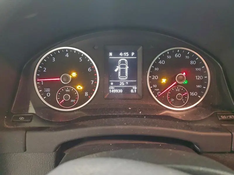 2012 VOLKSWAGEN TIGUAN S  