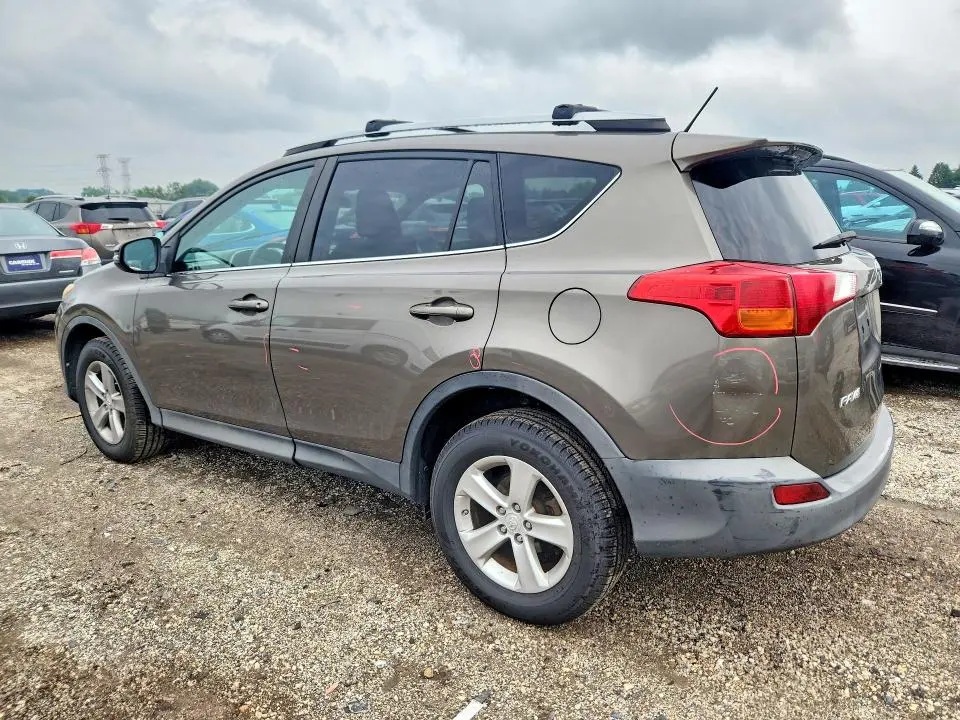 2013 TOYOTA RAV4 XLE  