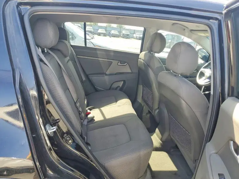 2011 KIA SPORTAGE LX  