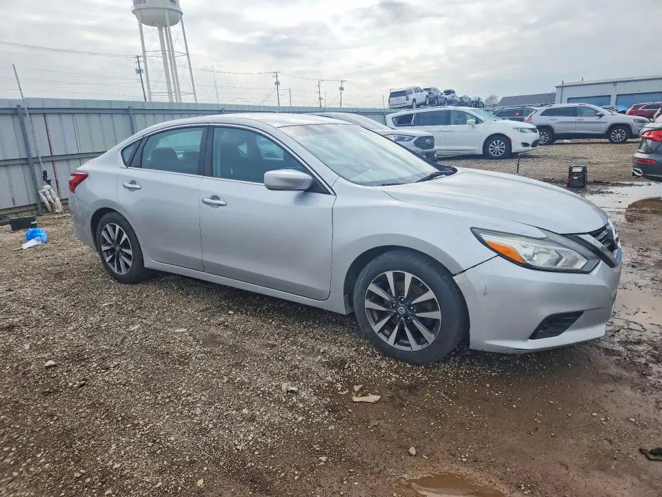 2017 NISSAN ALTIMA 2.5 SV  
