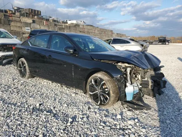 2023 NISSAN ALTIMA SR  