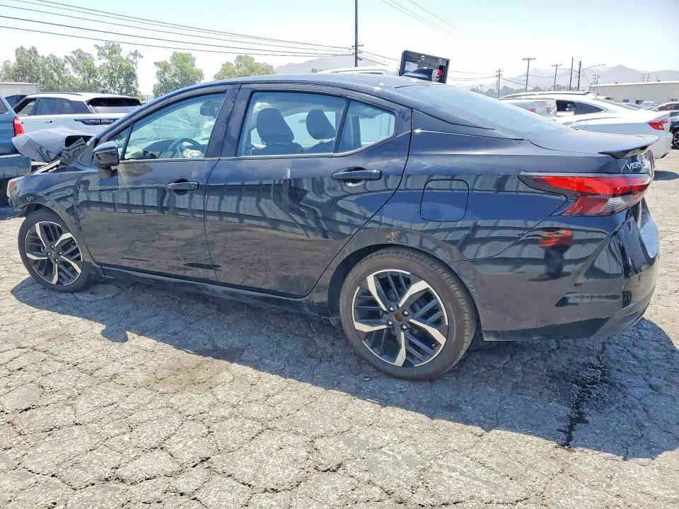2024 NISSAN VERSA SR  