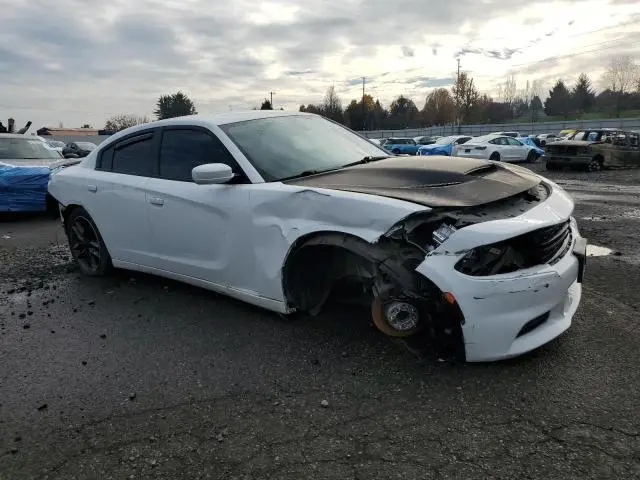 2019 DODGE CHARGER SXT  