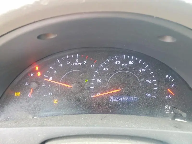 2010 TOYOTA CAMRY LE  