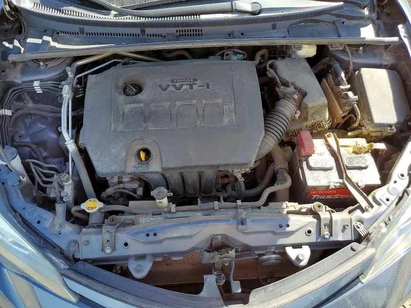 2017 TOYOTA COROLLA SE  