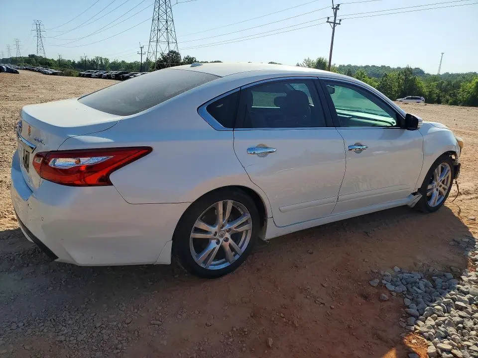 2017 NISSAN ALTIMA 3.5 SL  