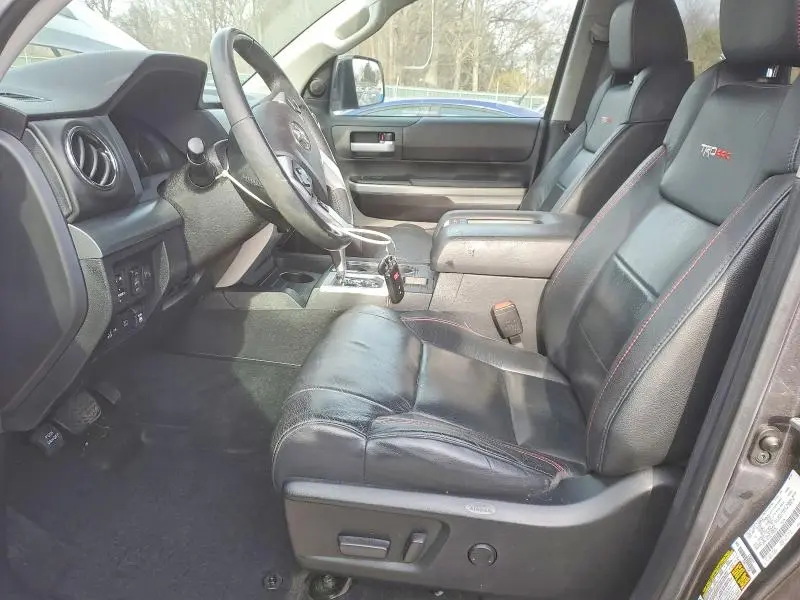 2020 TOYOTA TUNDRA CREWMAX SR5  