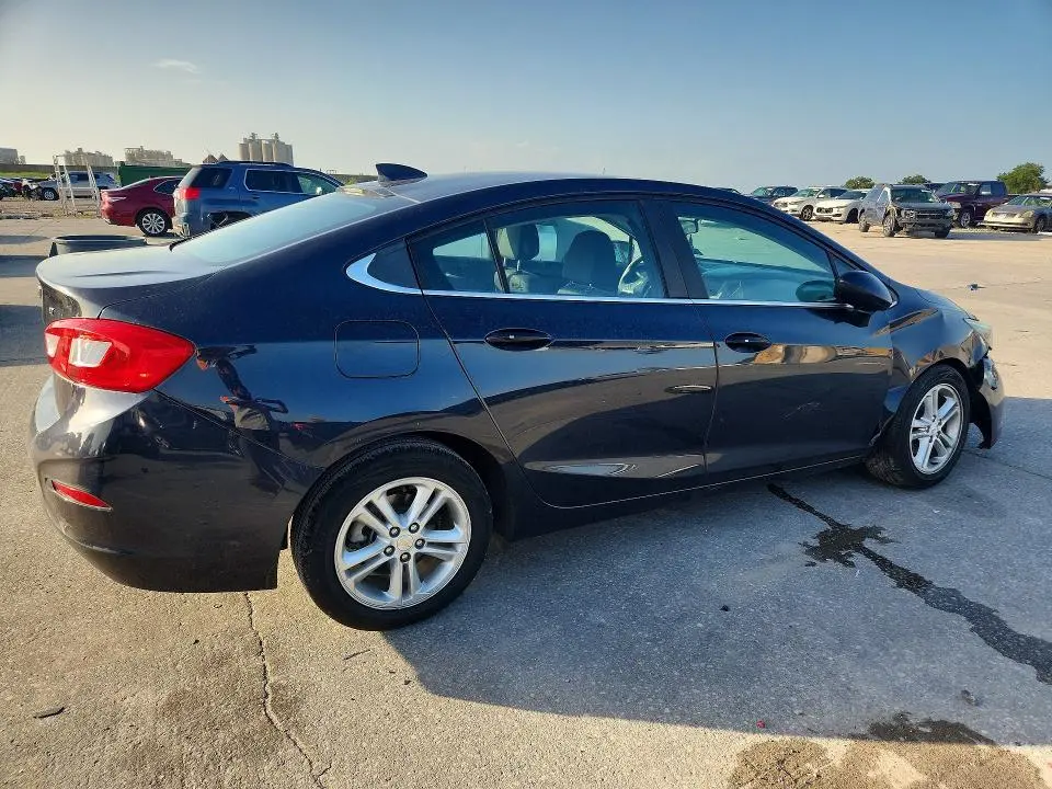 2016 CHEVROLET CRUZE LT  