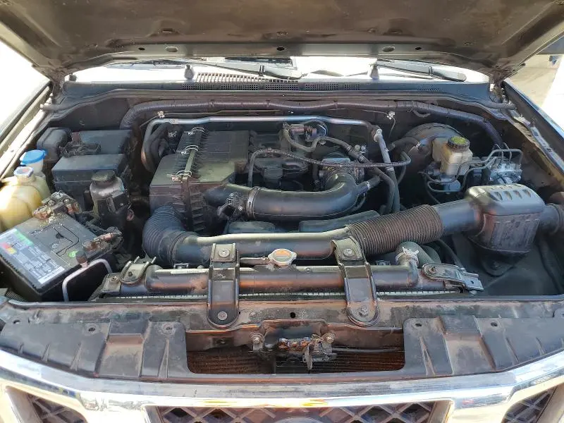 2017 NISSAN FRONTIER SV  