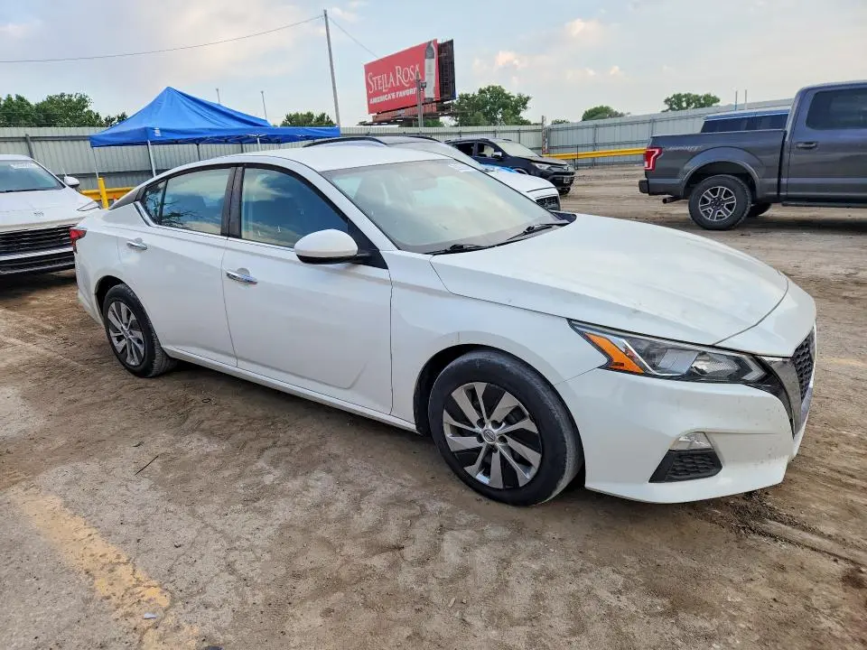 2019 NISSAN ALTIMA S  