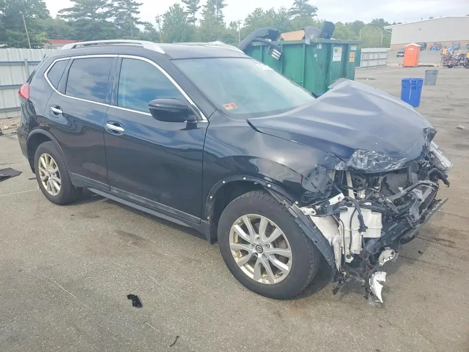 2017 NISSAN ROGUE SV  