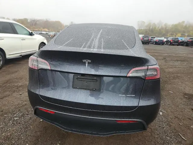 2025 TESLA MODEL Y   