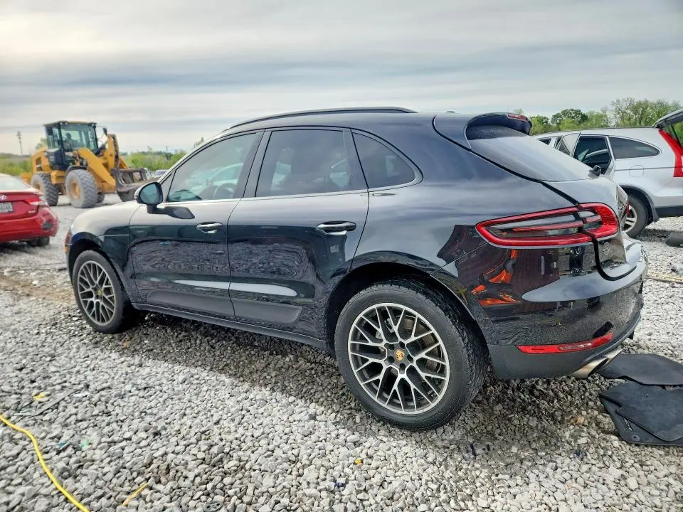 2017 PORSCHE MACAN S  
