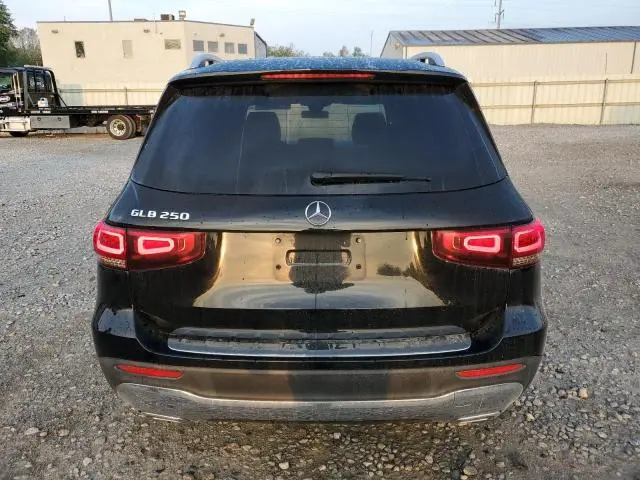 2022 MERCEDES-BENZ GLB 250  
