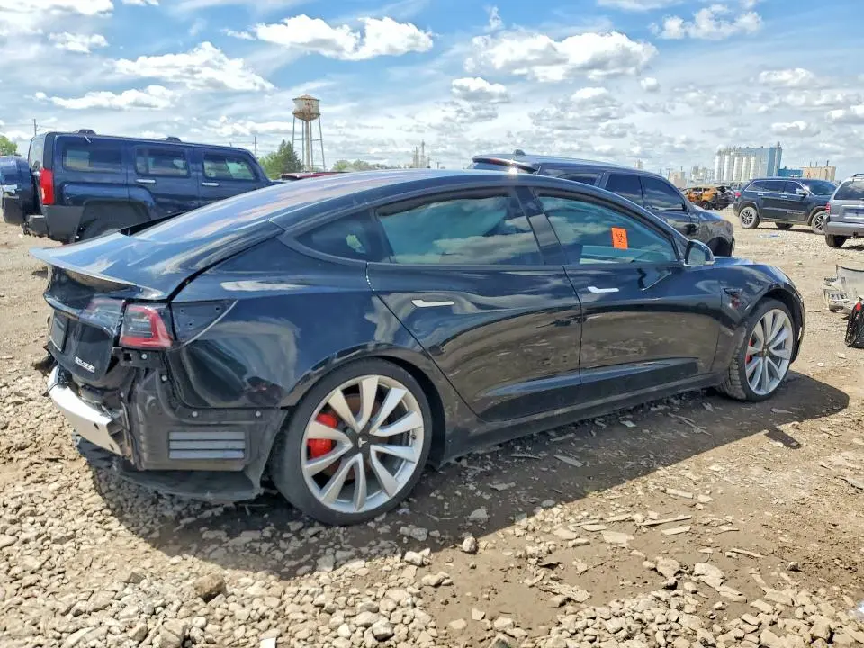 2018 TESLA MODEL 3   