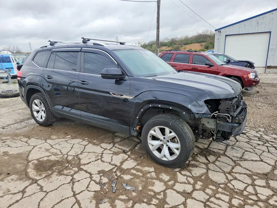 2018 VOLKSWAGEN ATLAS SE  