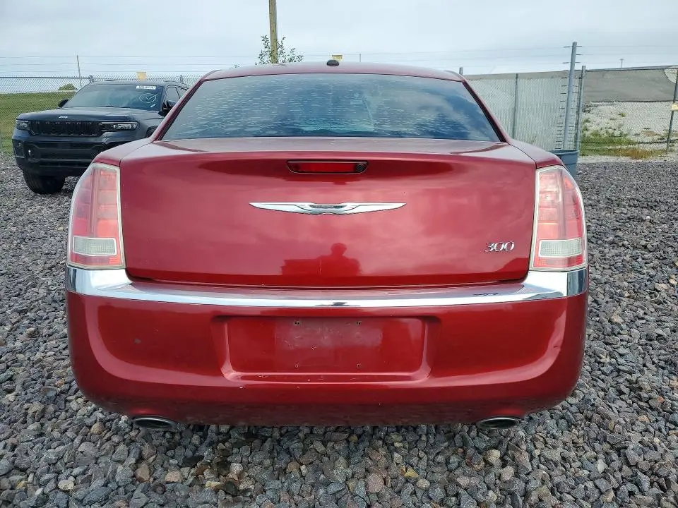 2012 CHRYSLER 300 LIMITED  