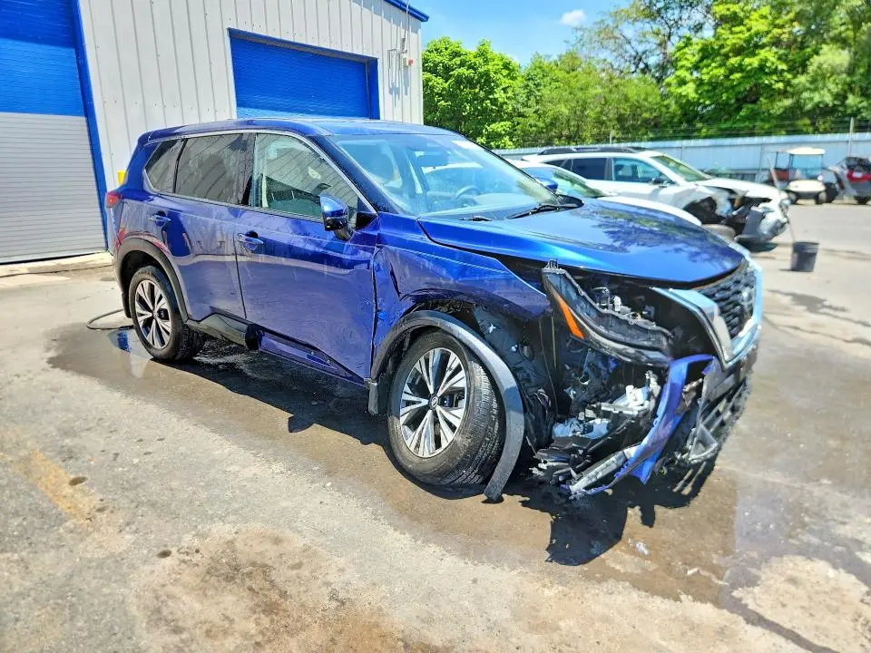 2021 NISSAN ROGUE SV  