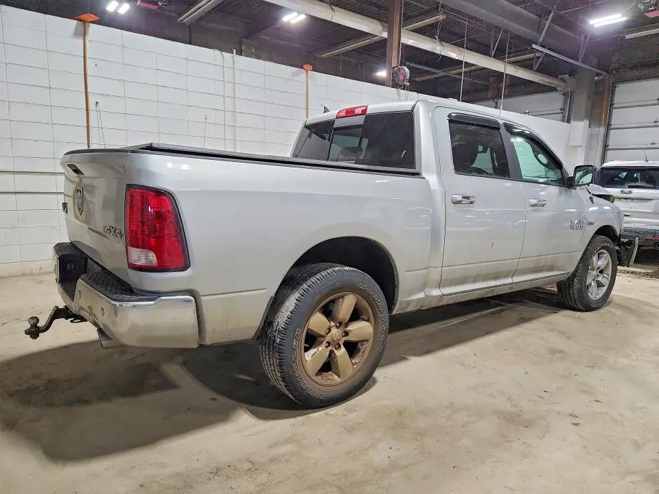 2018 RAM 1500 SLT  