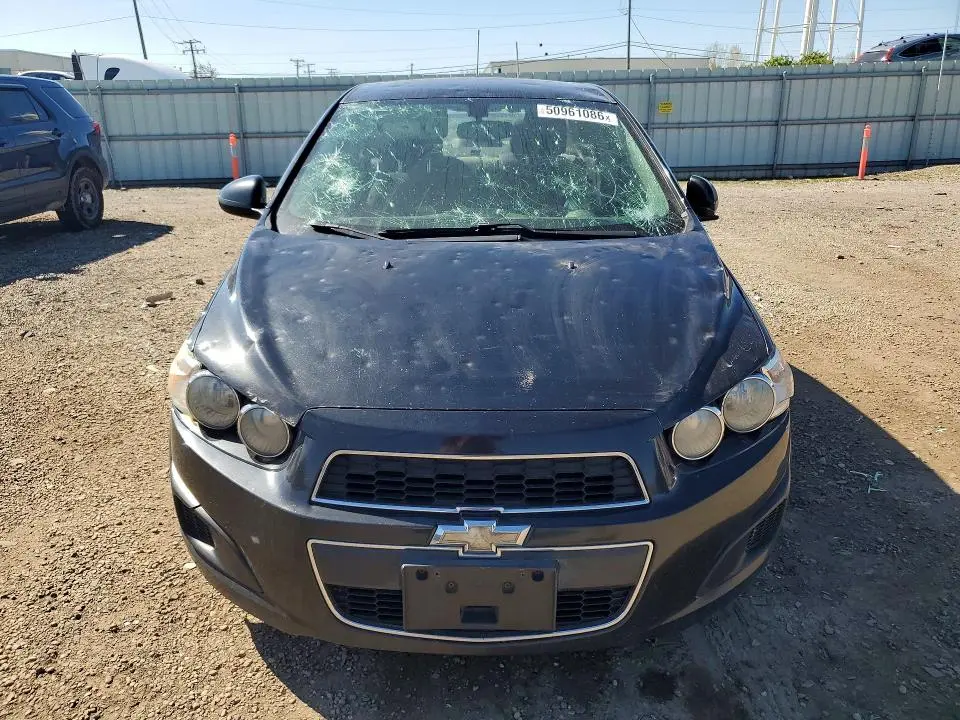 2015 CHEVROLET SONIC LT  