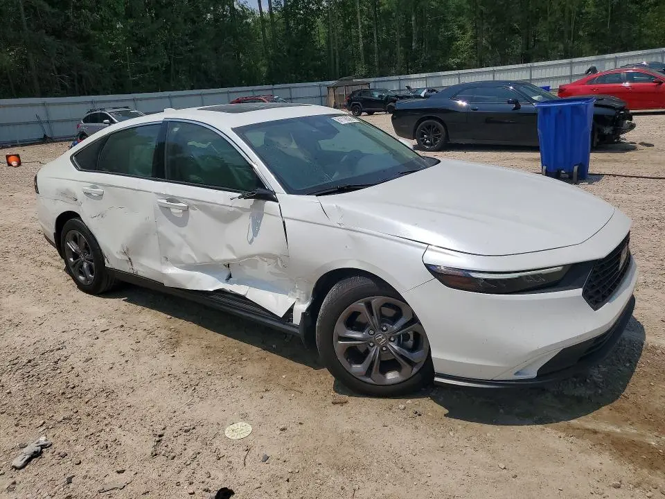 2024 HONDA ACCORD EX  