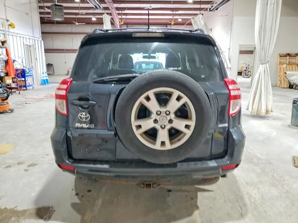 2011 TOYOTA RAV4 BASE  