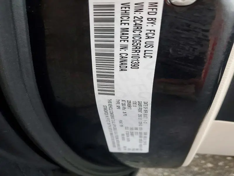 2024 CHRYSLER VOYAGER LX  