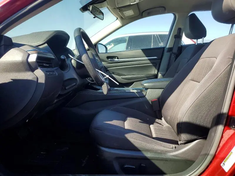 2023 NISSAN ALTIMA SV  