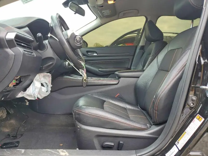 2022 NISSAN ALTIMA SR  