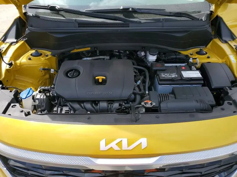 2023 KIA SELTOS S  