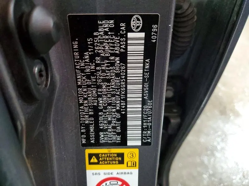 2016 TOYOTA CAMRY LE  