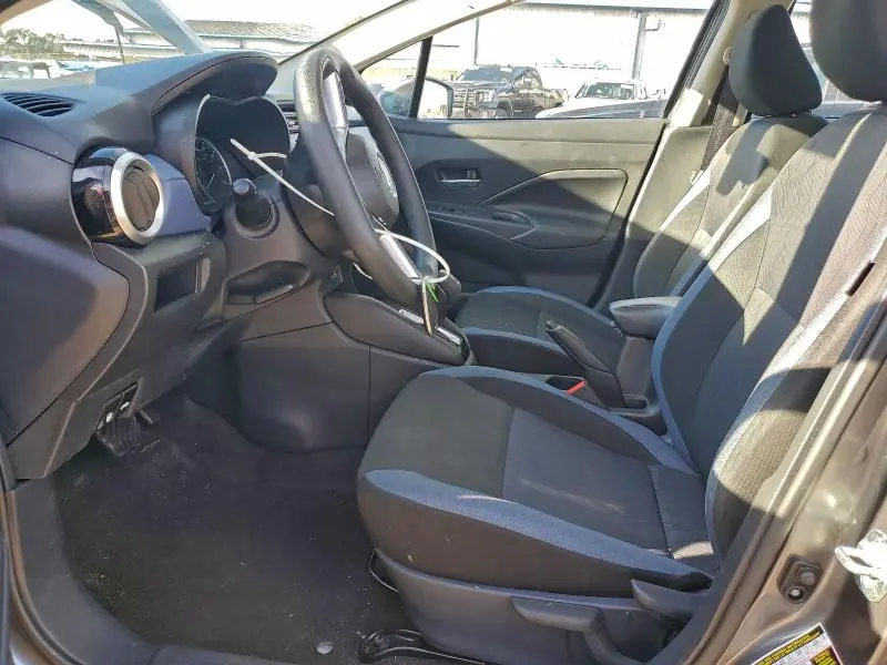 2024 NISSAN VERSA SV  